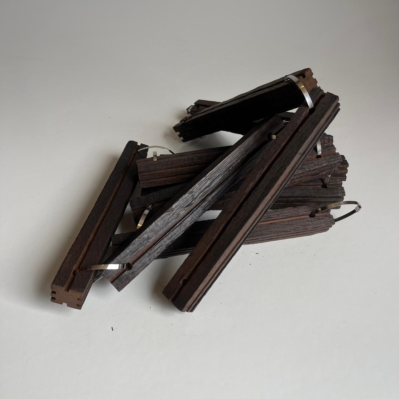 Oak Chains